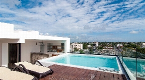 Bonito hotel situado en la costa derecha de Playa del Carmen