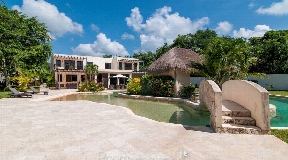 Lujosa casa de vacaciones en Rancho Santa Teresita Xpu Ha en venta